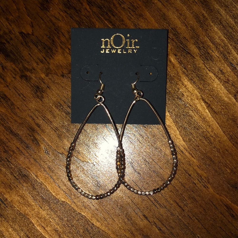 NOIR | Earrings